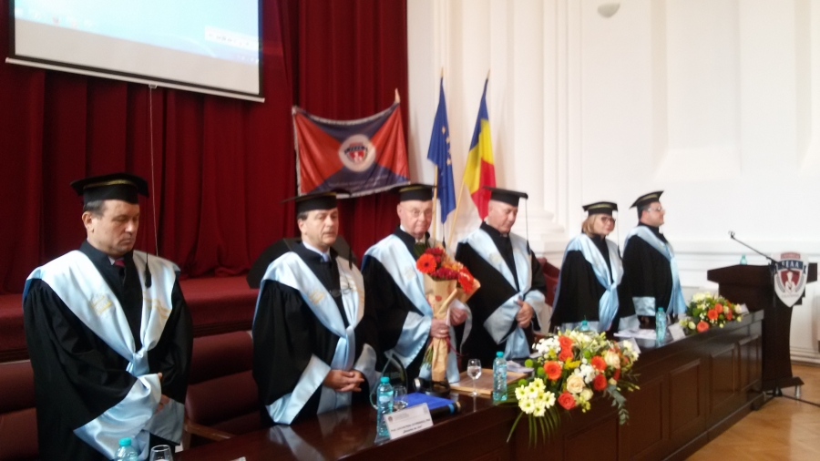 Prof.univ.dr. Geert Hofstede a primit titlul de Doctor Honoris Causa la Galaţi
