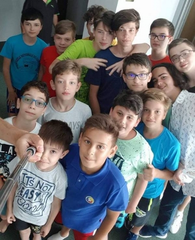 Şahiştii gălăţeni de la ACS Smart, Şah Club şi Diana au urcat pe podium la FISCA