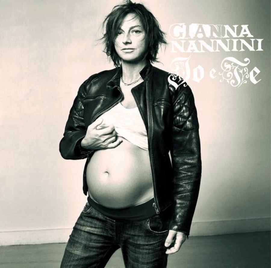 Noul album al Giannei Nannini scandalizează prin fotografia de pe copertă