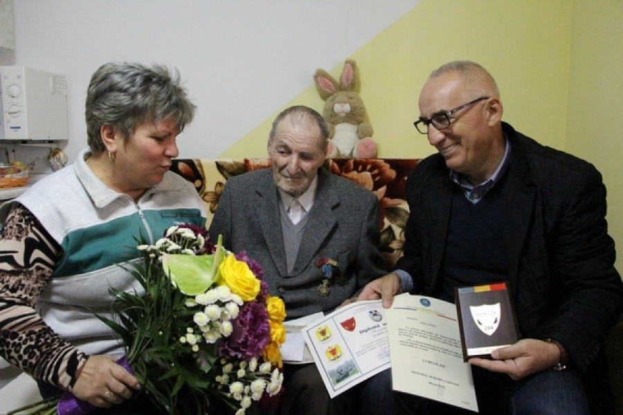 Centenar omagiat de municipalitate