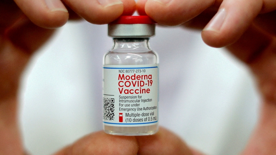 Comisia Europeană a rezervat 15 milioane de doze de vaccin Moderna, modificat pentru varianta Omicron