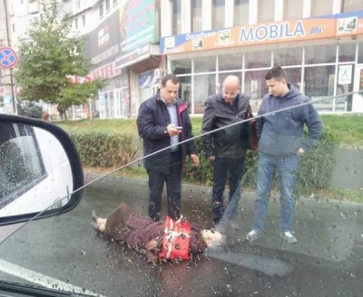 Septuagenară spulberată pe trecerea de pietoni