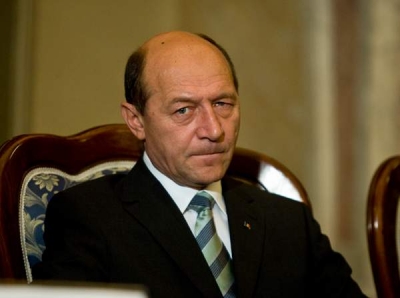 Băsescu vrea reorganizarea administrativă a României în opt judeţe