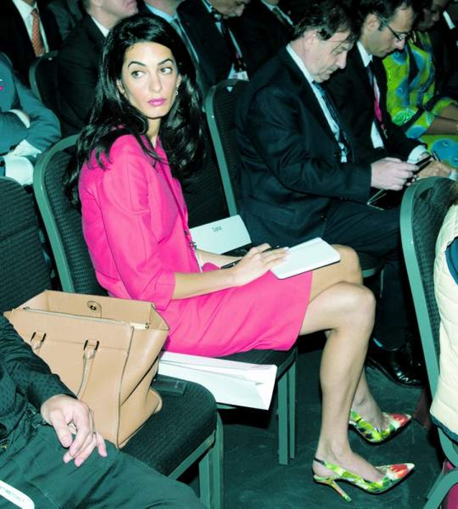Logodnica lui Clooney, numită în comisia de anchetă a ONU asupra încălcărilor legilor umanitare