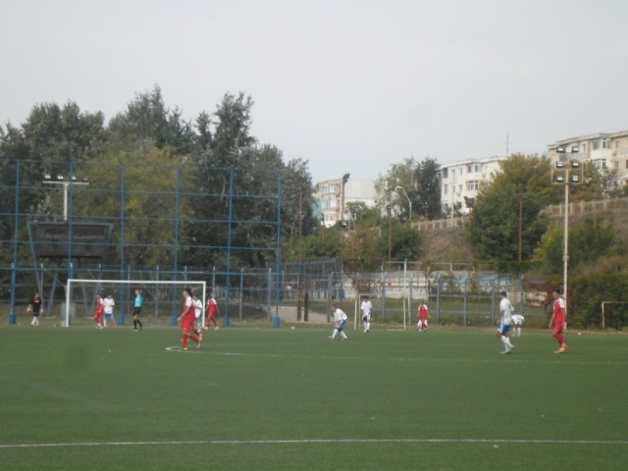 Tinerii fotbalişti au câştigat trei din cele patru partide jucate