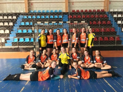 Victorii pentru junioarele de la Handbal Art şi CSM Galaţi şi pentru juniorii de la CSS