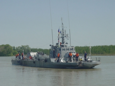 În premieră, gălăţenii pot vizita duminică navele militare