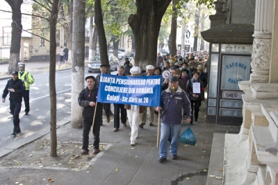 Protest faţă de politicienii gălăţeni