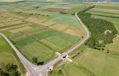 16 km de drum judeţean modernizaţi, între Corod şi Drăguşeni (FOTO)