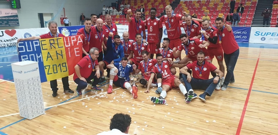 CSM Arcada a câştigat primul trofeu al sezonului: Supercupa României. CSU Belor pleacă să cucerească Feleacul