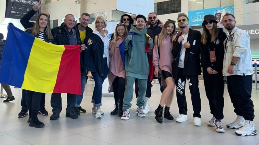 Reprezentantul României la Eurovision a plecat spre Torino