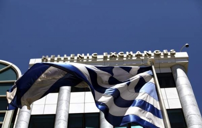 Grecia a angajat funcţionari, încălcând acordul cu UE şi FMI