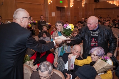 Cupluri de aur premiate de municipalitate