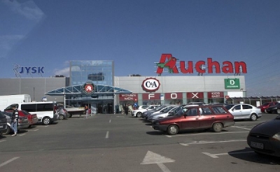 Auchan cumpără spaţiul în care fucţionează