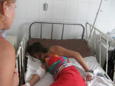 Fată de 15 ani ajunsă la spital după ce a fumat etnobotanice