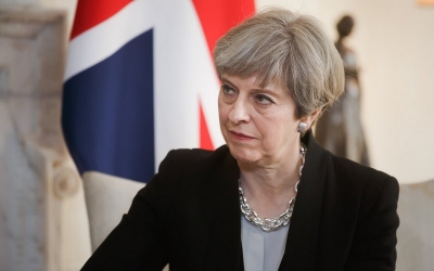 Theresa May afirmă că nu va renunţa la planul său privind Brexit