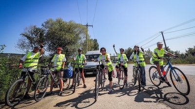 Bibliotecarii îşi u(r)nesc bicicletele din nou - CicloBiblio2018