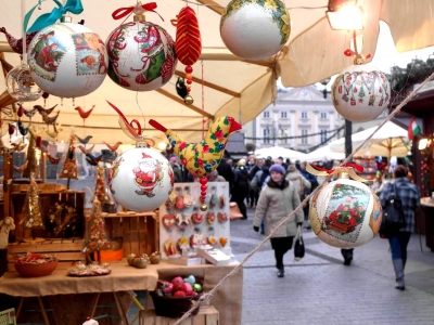 Unul din cinci români a acumulat anul trecut datorii în urma cheltuielilor de Crăciun