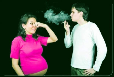 Fumatul pasiv în timpul sarcinii poate provoca probleme comportamentale la copii