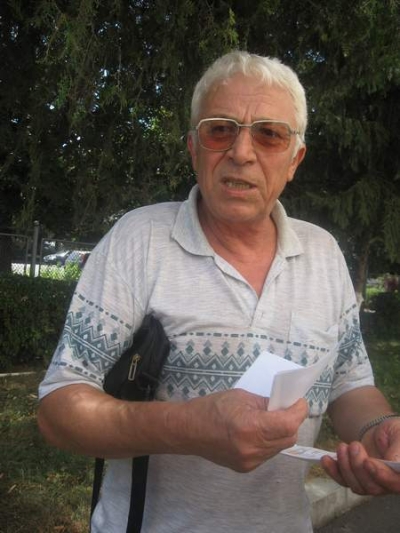 De la „aţi câştigat”o ţeapă la nepotul „dependent” de cartele telefonice