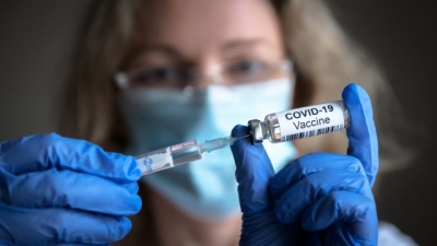 Un spital din România impune taxă pentru vaccinarea anti-Covid