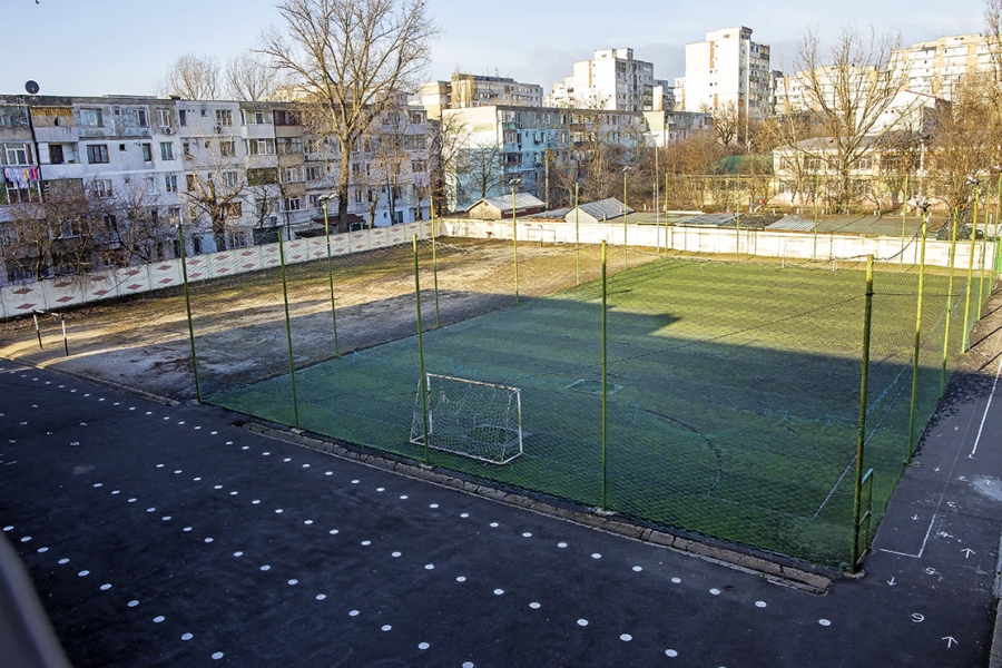 Sală de sport modernă la Şcoala nr. 22