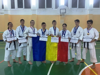 Karateka gălăţeni de la Meikyo încheie sezonul în forţă