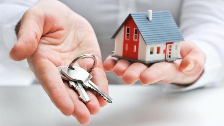 Trei din cinci români îşi cumpără o locuinţă în cel mult trei luni