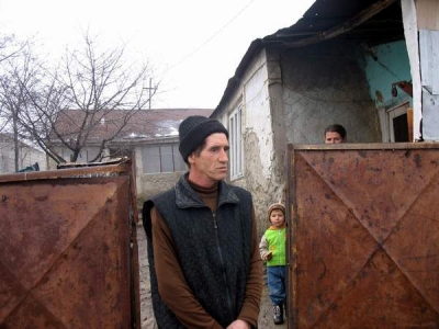 Şomer mort pe când fura fier vechi dintr-o staţie dezafectată