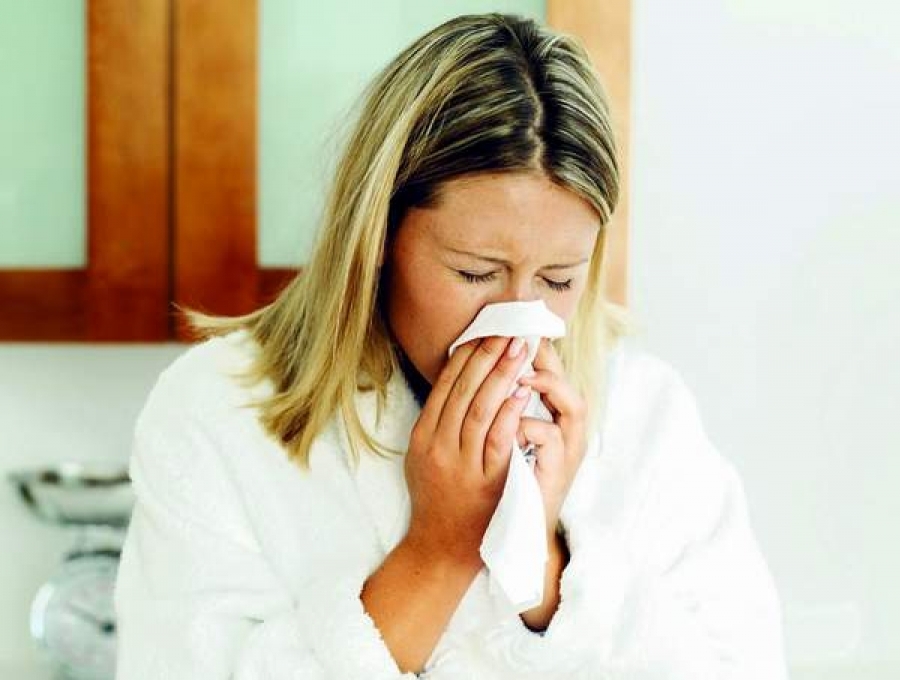 Galaţi: Două noi cazuri de gripă şi mii de viroze respiratorii