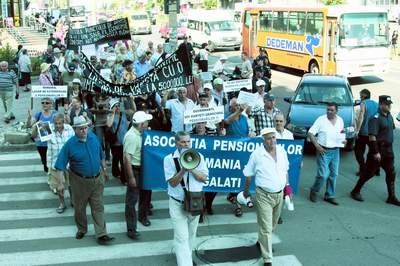 Marşul pensionarilor, prilej de tensiuni şi acuzaţii