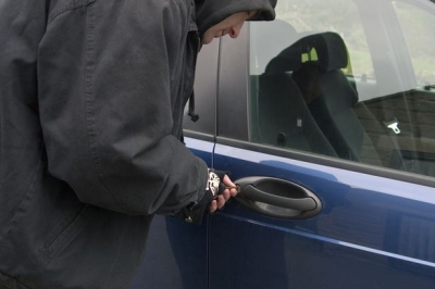Persoană bănuită de furt, identificată de poliţişti gălăţeni