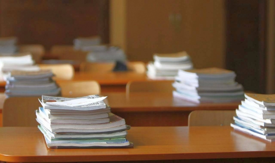 Ministerul Educaţiei a încheiat acorduri-cadru privind tipărirea de manuale şcolare pentru încă 10 discipline aferente clasei a V-a