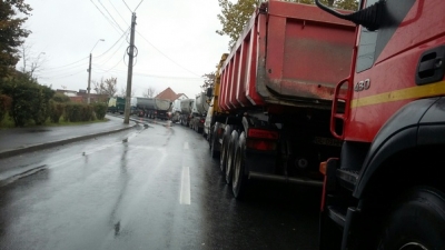 Cozi imense la Trecere BAC Galaţi