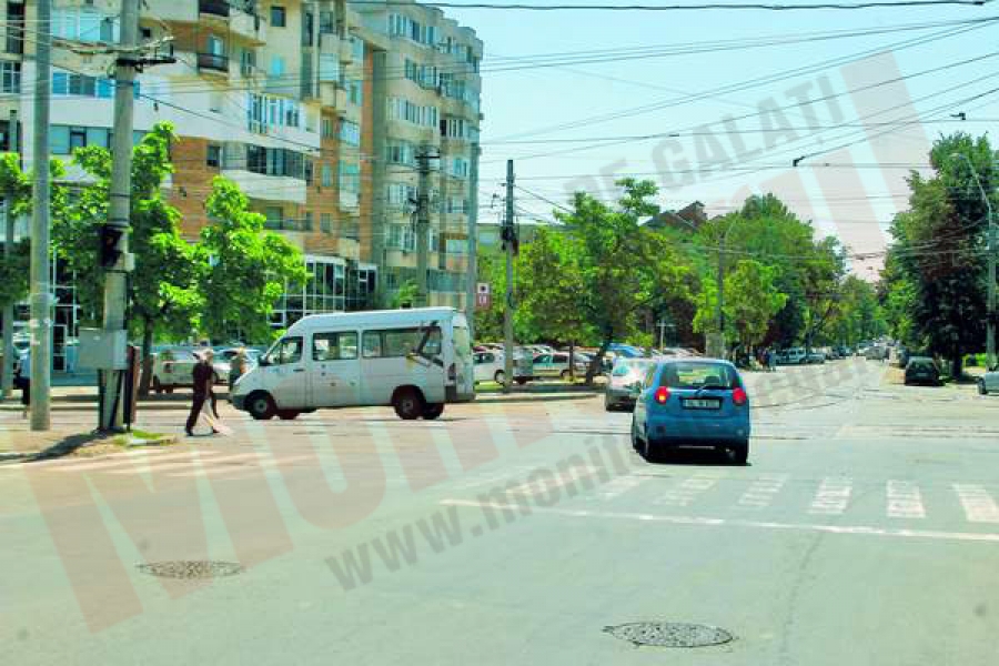 Circulaţie închisă complet în intersecţia Basarabiei-Traian