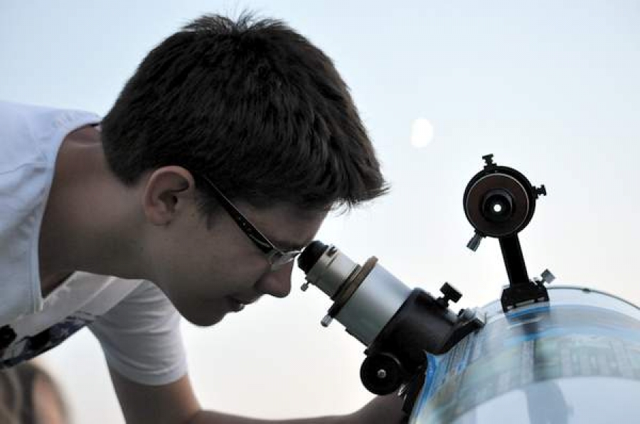 Intrare gratuită la Observatorul astronomic de ZIUA ASTRONOMIEI