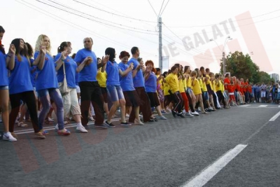 Flash Mob în port popular