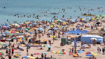 Peste 60.000 de turişti au fost pe litoral de Rusalii