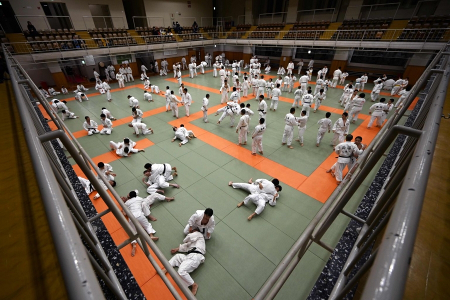 Un oficial al Federaţiei Japoneze de Judo a fost testat pozitiv cu coronavirus