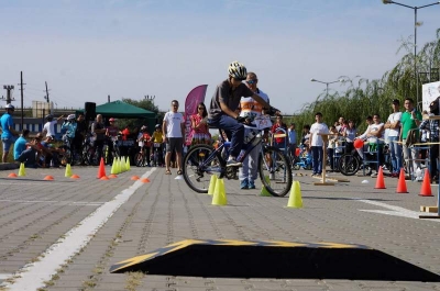 „Juniorii Pedalează”, la Galaţi, pe 8 mai