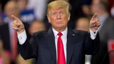 Donald Trump a reluat ameninţările privind închiderea frontierei cu Mexic