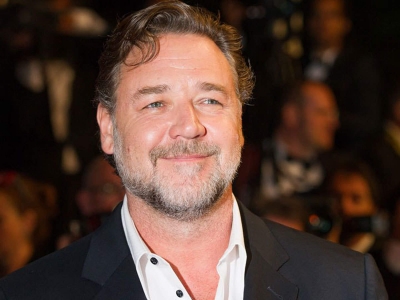 Coronavirus: Premiera unui thriller cu Russell Crowe, mutată pe 1 iulie, ar putea marca redeschiderea cinematografelor americane