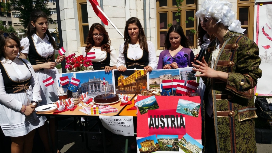 Sute de elevi gălăţeni, ambasadori ai statelor europene