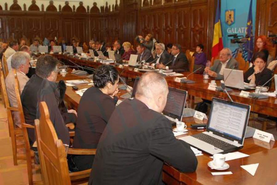 Schimbări în aparatul de specialitate al CJ