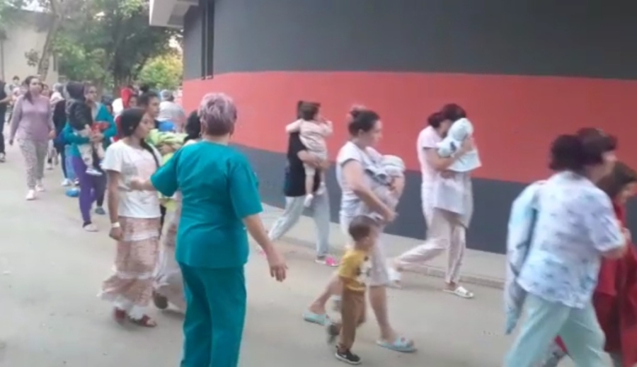 UPDATE | Incendiu la Spitalul pentru Copii Galați. Pacienții au fost evacuați (FOTO/VIDEO)