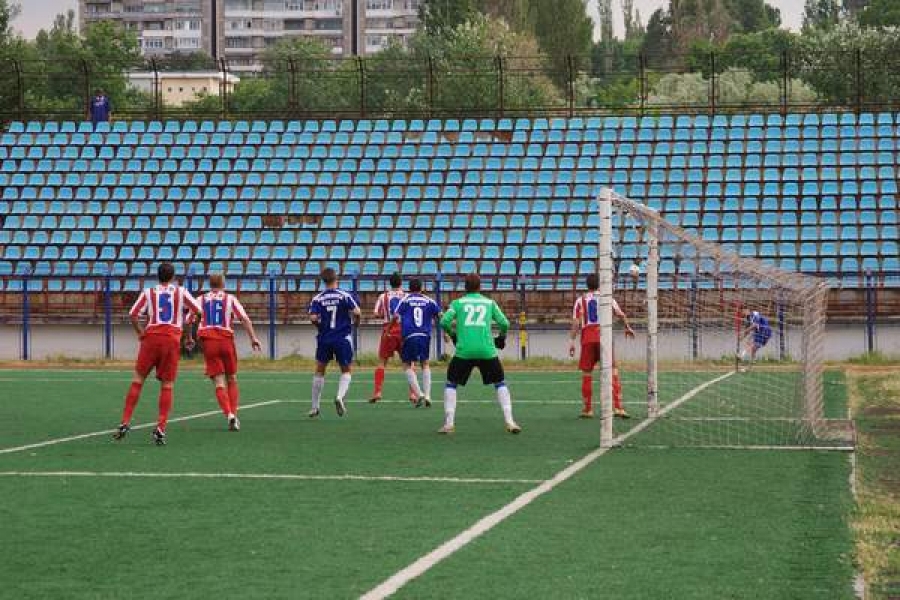 Politehnica şi Oţelul II fac parte din seria I