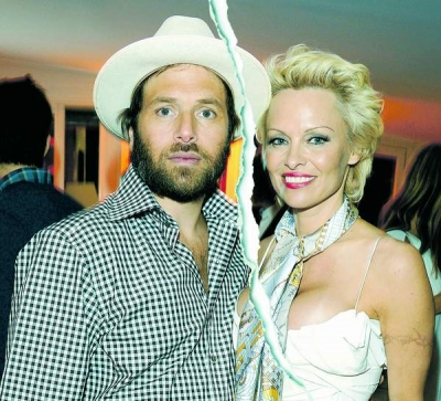 Pamela Anderson divorţează de Rick Salomon pentru a doua oară