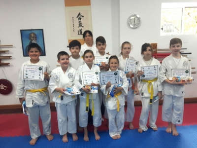 12 samurai de la Sakura Kiai s-au întors cu premii şi cadouri de la Bucureşti