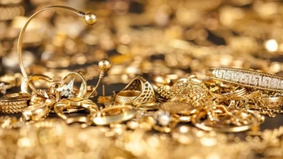 Peste 3 kilograme de aur confiscate de la casele de amanet