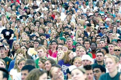 Populaţia mondială va ajunge la 9,8 miliarde de locuitori în 2050